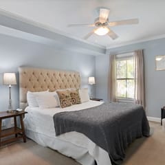 Historic District Garden Condo-Garage Parking! Pets Upon Approval!