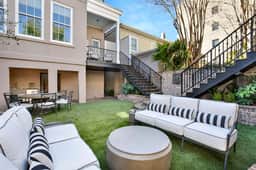 Hidden Garden Retreat in the Heart of Downtown Savannah