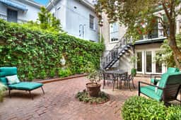 Darling Garden Apartment on Charlton