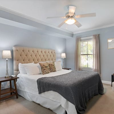 Historic District Garden Condo-Garage Parking! Pets Upon Approval!