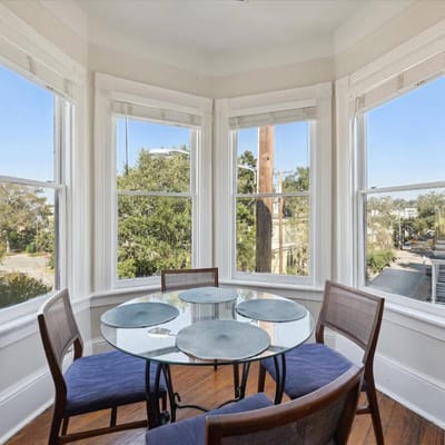 Beautiful Bolton Retreat! Private Balcony! 1 Block from Forsyth Park!