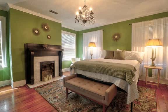 Jones Green Room Loft Apartment -Dog Friendly Upon Approval! - Image 1