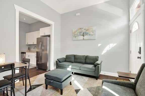 Charming 3BR Stay in the Center of Savannah | Sleeps 7+ - Image 1
