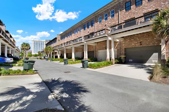 Graceful Living in the Heart of Savannah’s East River.