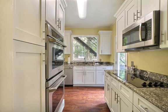 W Jones St. Luxury Parlor- Private Balcony & Off Street Parking Included!